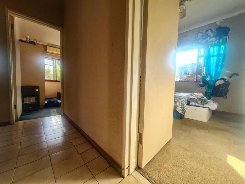 3 Bedroom Property for Sale in Goodwood Central Western Cape